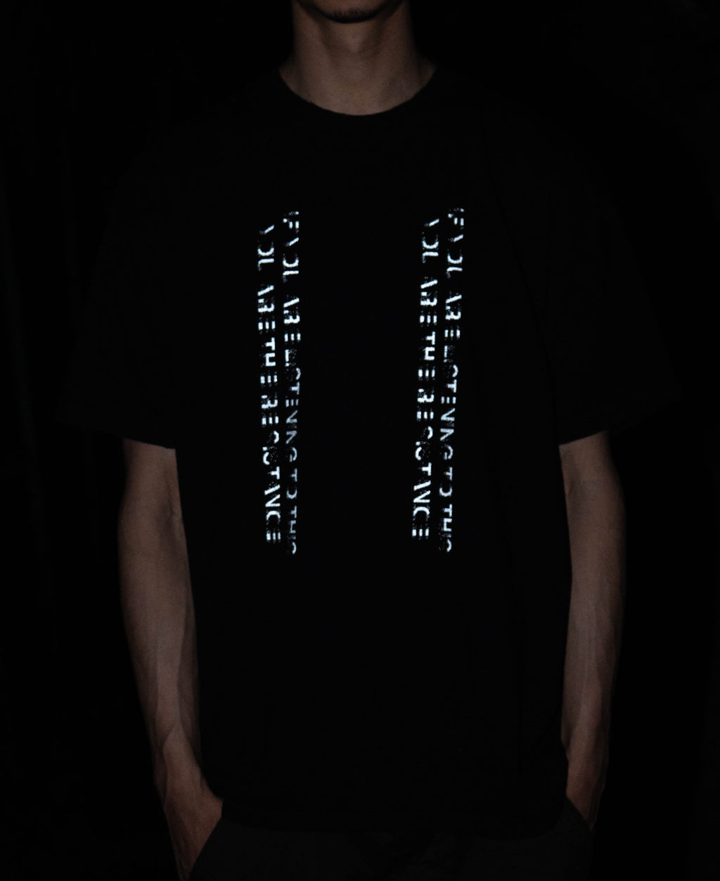 VERTICAL MESSAGE TEE - WHITE (Damaged)