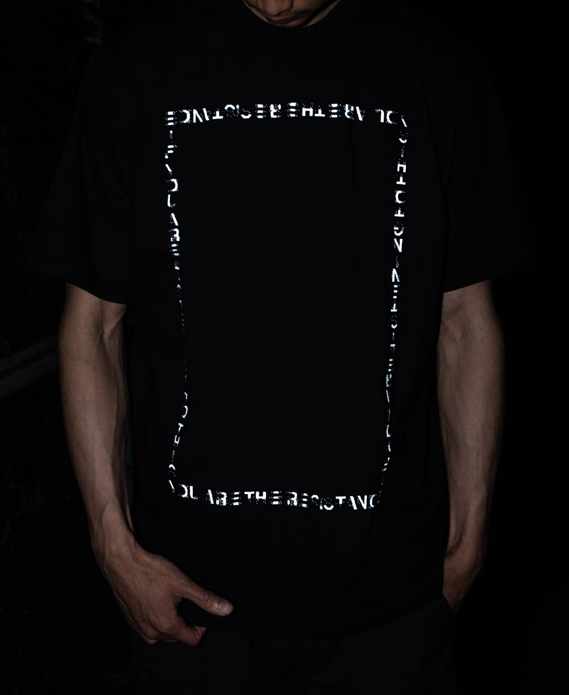 BOX MESSAGE TEE - WHITE (Damaged)