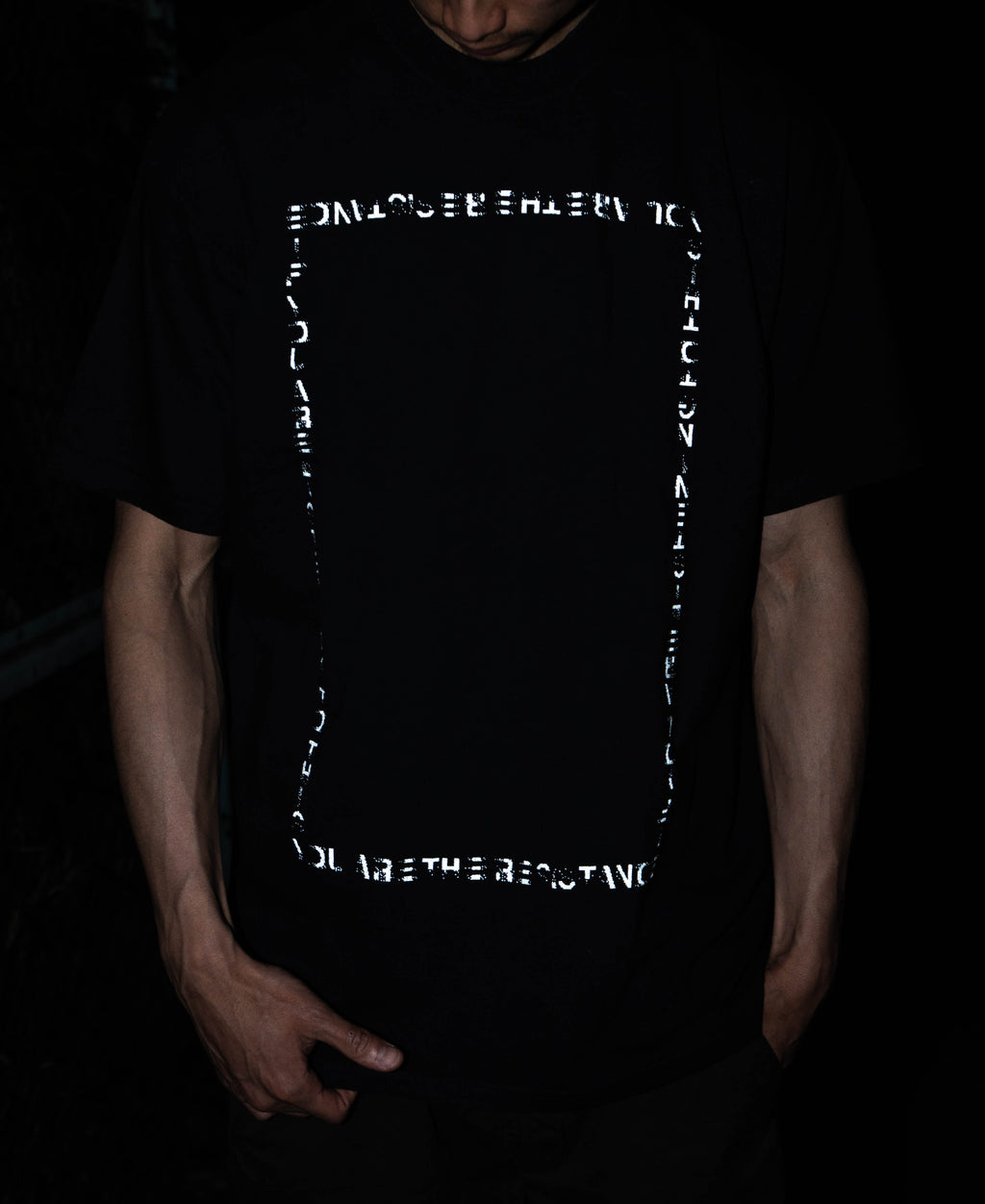 BOX MESSAGE TEE - BLACK (Damaged)
