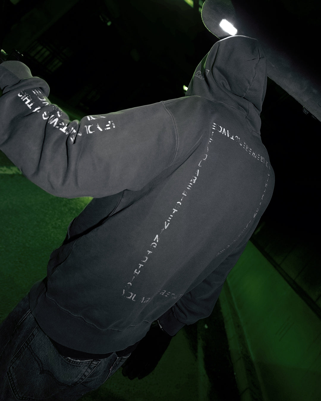 REFLECTIVE NOIZE HOODIE (Damaged)